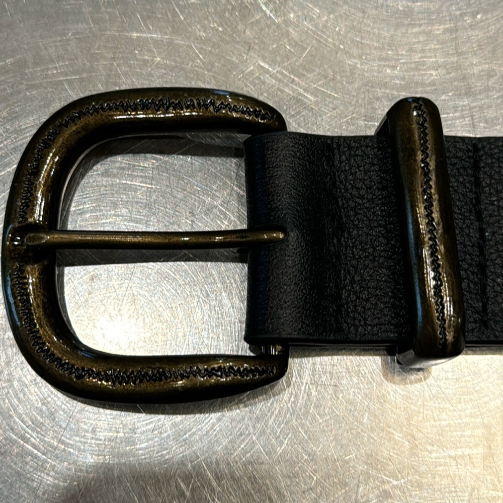 Woman’s belt